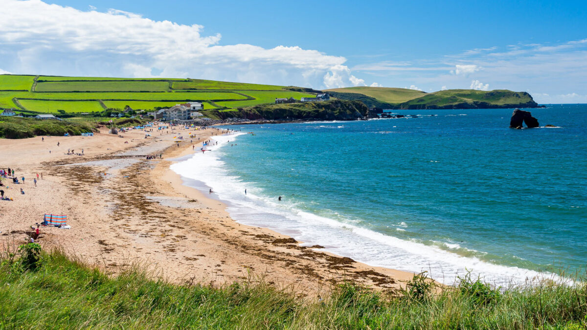 Thurlestone, Devon: Travel Guide & Things To Do