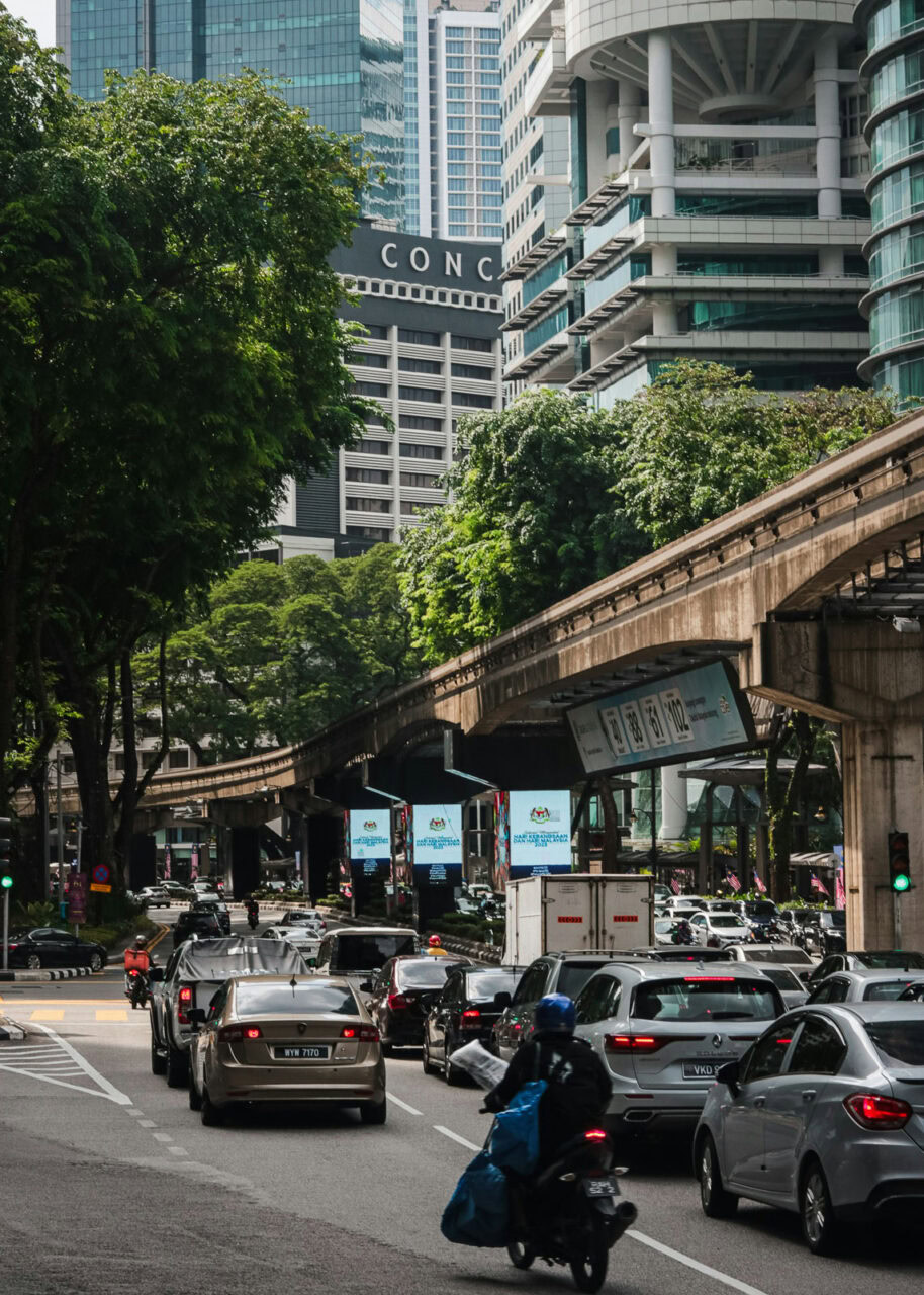 traffic-kuala-lumpur-914x1280-1